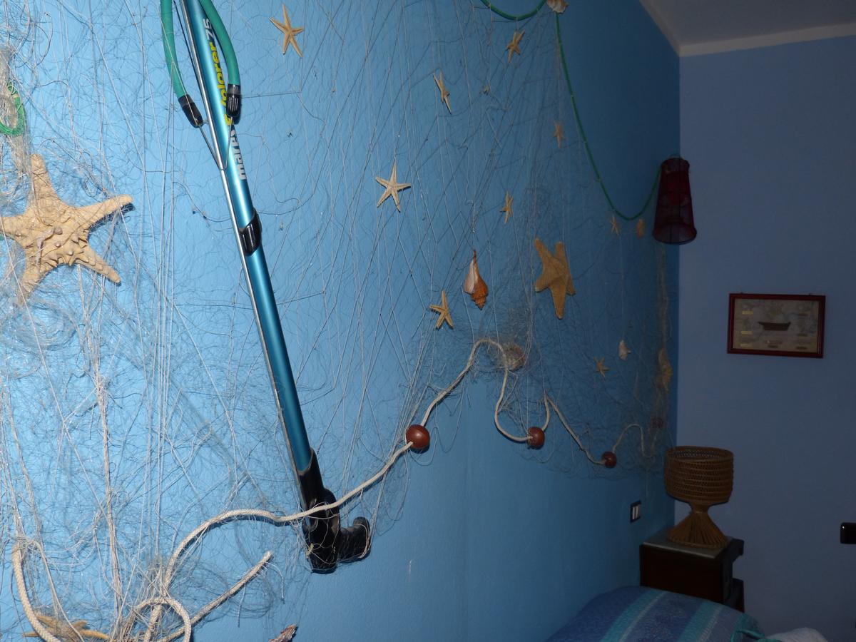 Il Pozzo Dei Desideri Bed & Breakfast Арбус Екстериор снимка
