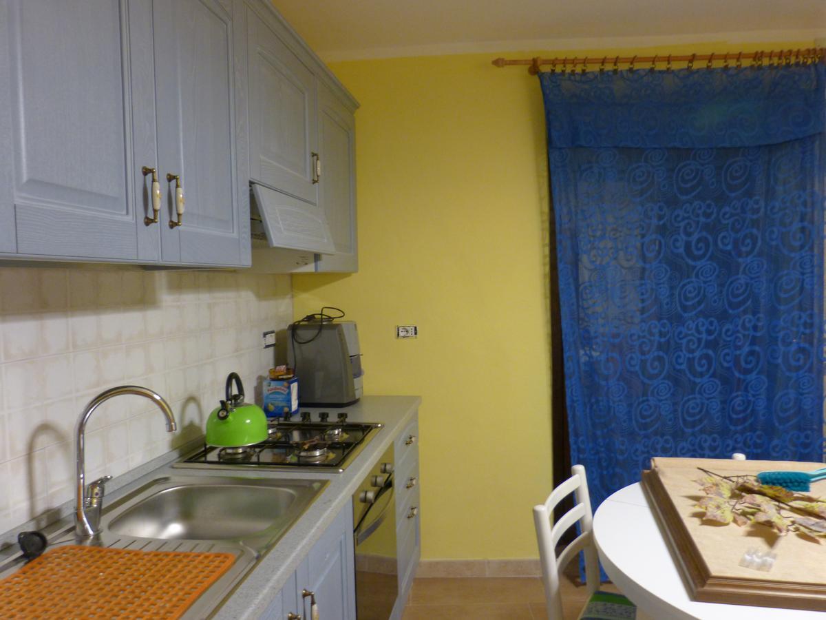 Il Pozzo Dei Desideri Bed & Breakfast Арбус Екстериор снимка