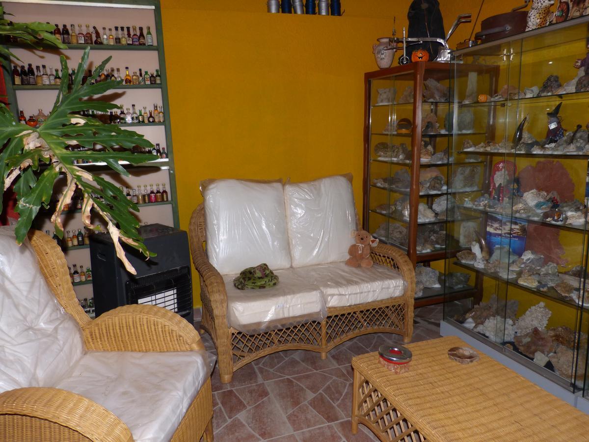 Il Pozzo Dei Desideri Bed & Breakfast Арбус Екстериор снимка