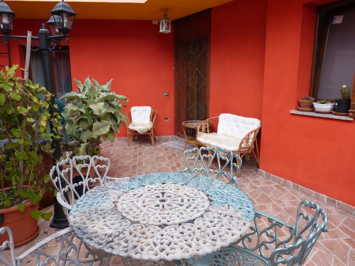 Il Pozzo Dei Desideri Bed & Breakfast Арбус Екстериор снимка
