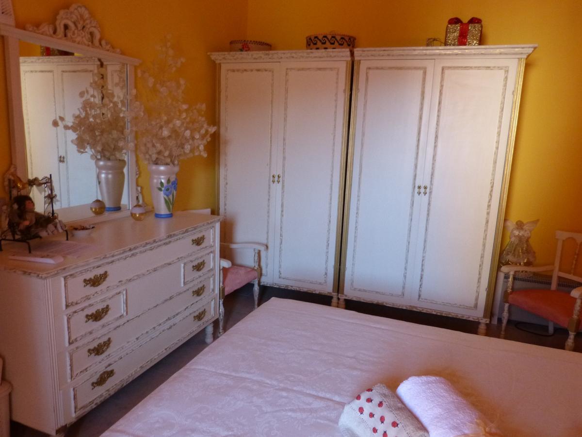 Il Pozzo Dei Desideri Bed & Breakfast Арбус Екстериор снимка
