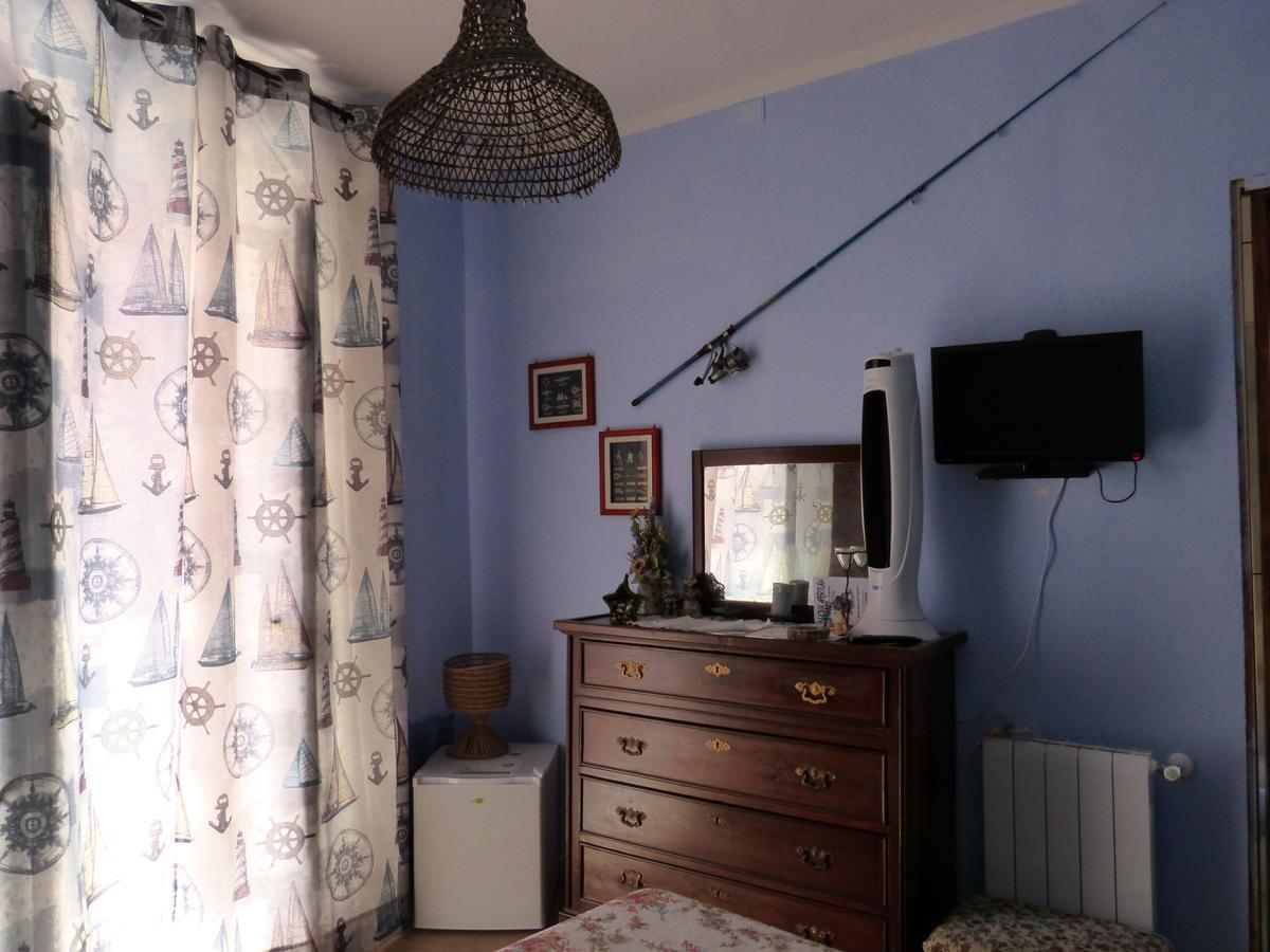 Il Pozzo Dei Desideri Bed & Breakfast Арбус Екстериор снимка