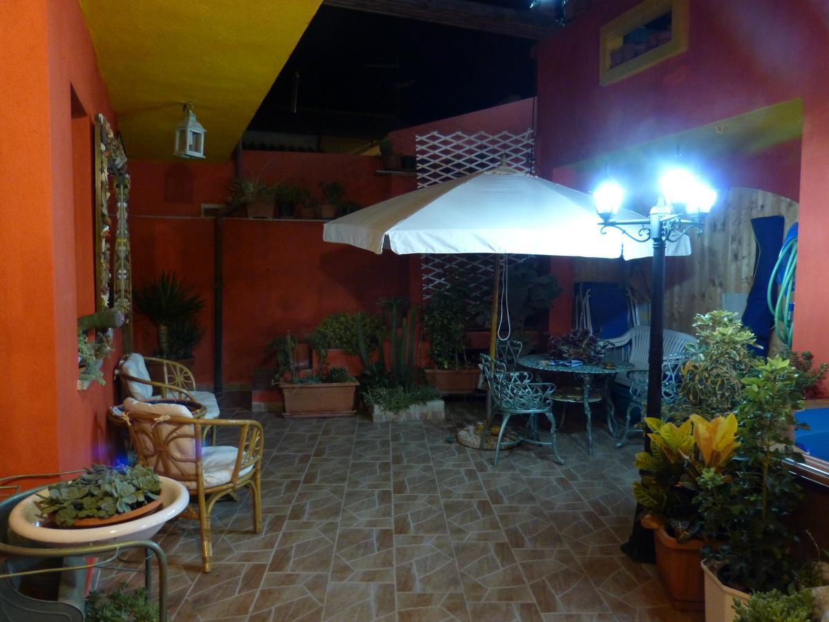 Il Pozzo Dei Desideri Bed & Breakfast Арбус Екстериор снимка