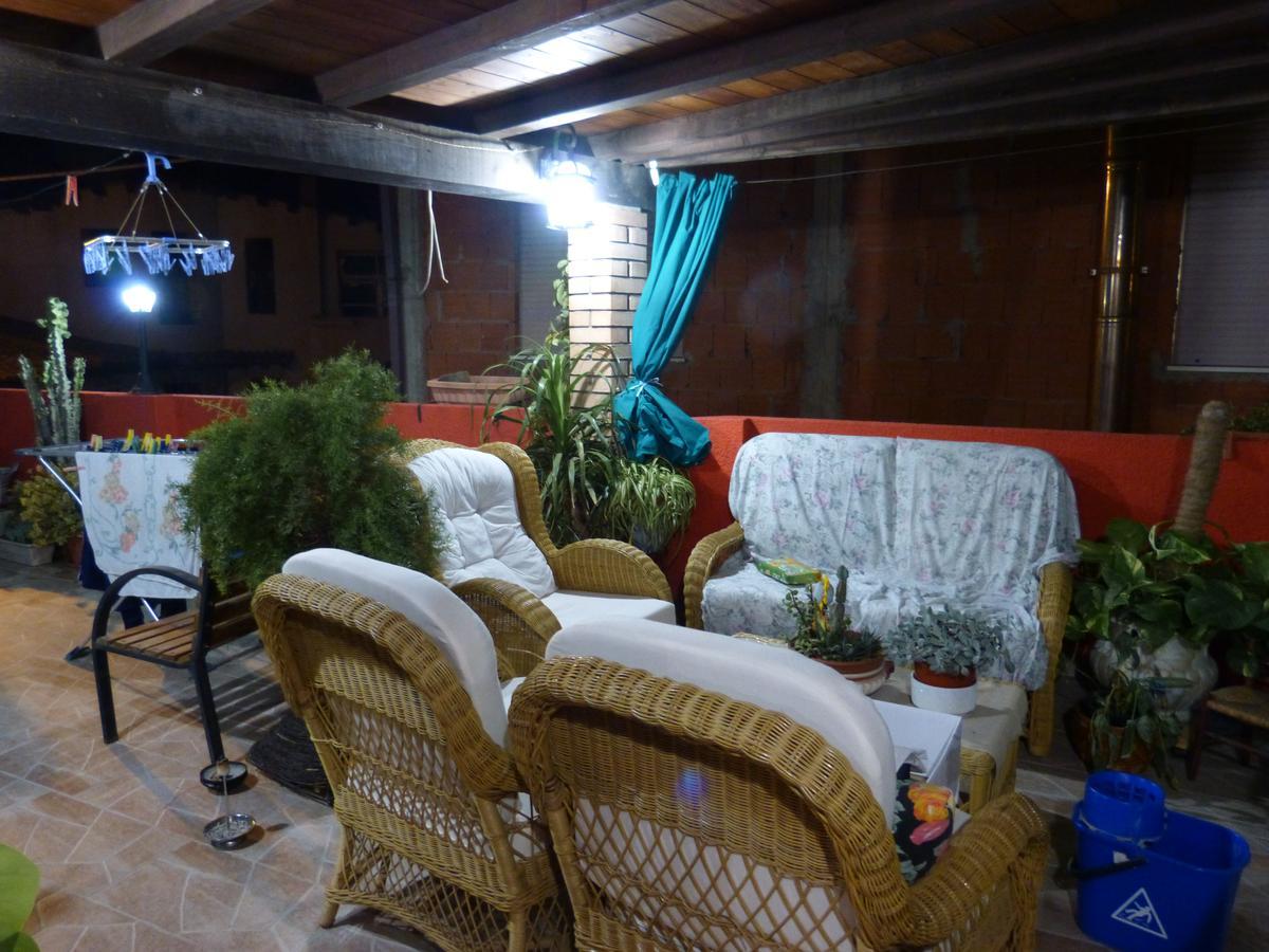 Il Pozzo Dei Desideri Bed & Breakfast Арбус Екстериор снимка