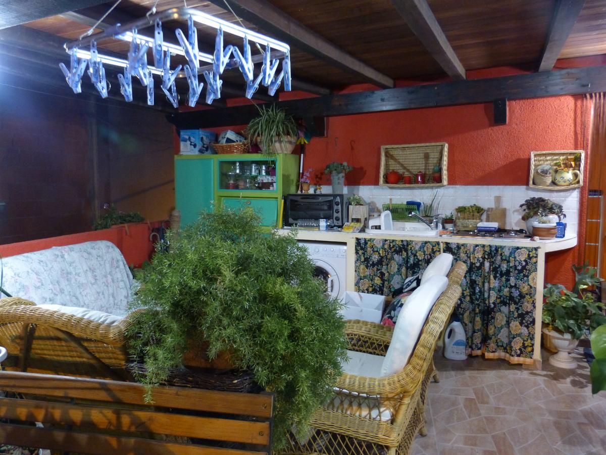 Il Pozzo Dei Desideri Bed & Breakfast Арбус Екстериор снимка